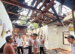 Geger di PALI! Eks Menantu Perempuan Diduga Bakar Rumah Mertua, Polisi Amankan Terduga Pelaku, Motif Masih Didalami